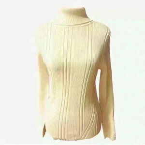 White House Black Market Ecru Ribbed Turtleneck Size Large